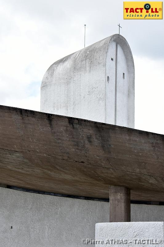 chapelle_ronchamp_20150906_D72_1081.JPG - Chapelle Notre-Dame-du-Haut1955, colline de BourlémontLe CorbusierRonchamp, Haute-Saône6 Septembre 2015