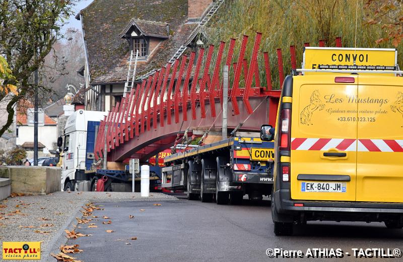 tactill-archi_20-11-2018_102.JPG - Pose PasserelleBèze20 Novembre 2018